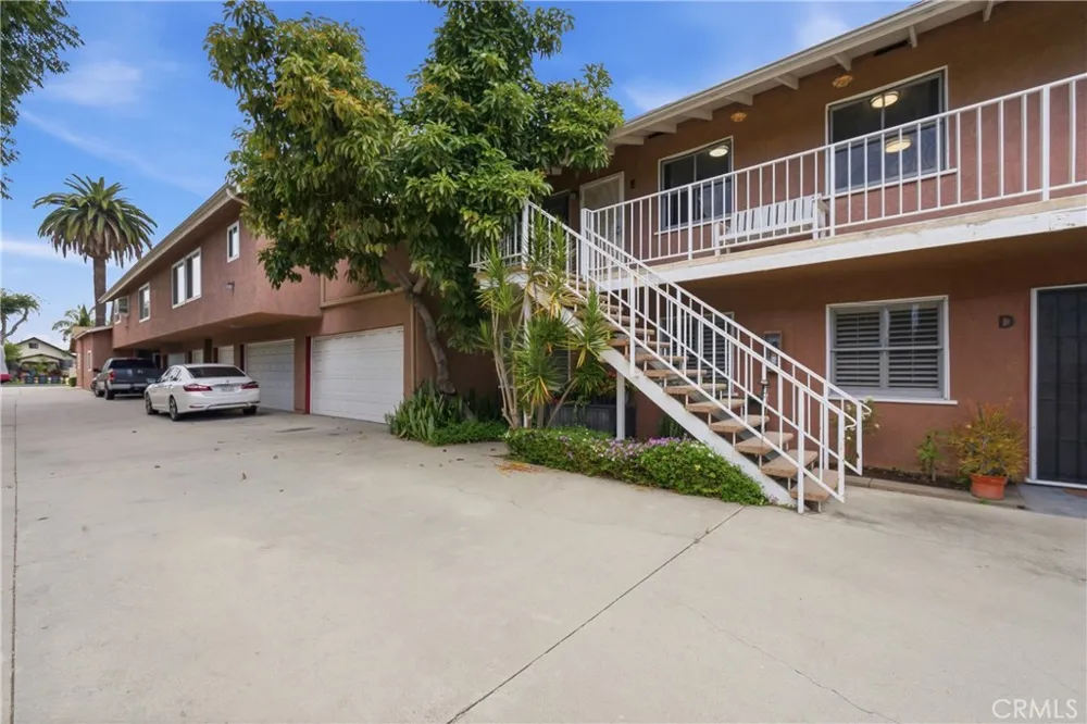10128 Walnut #E Bellflower, CA 90706