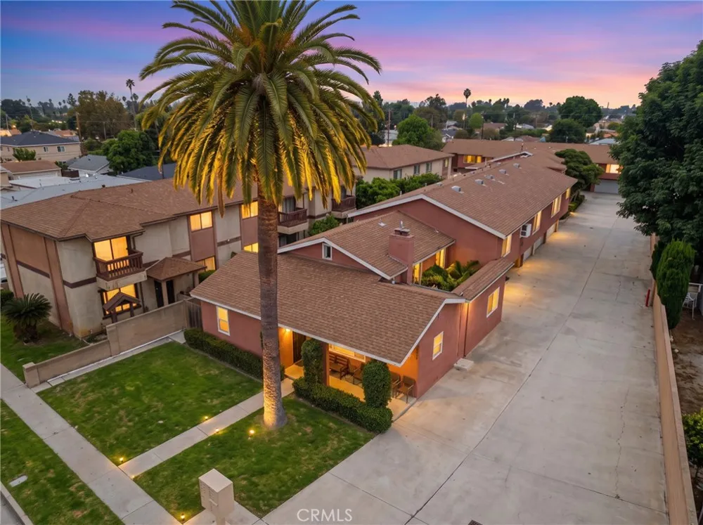 10128 Walnut #E Bellflower, CA 90706