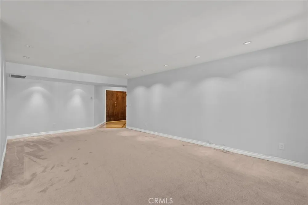 330 W California #316 Pasadena, CA 91105