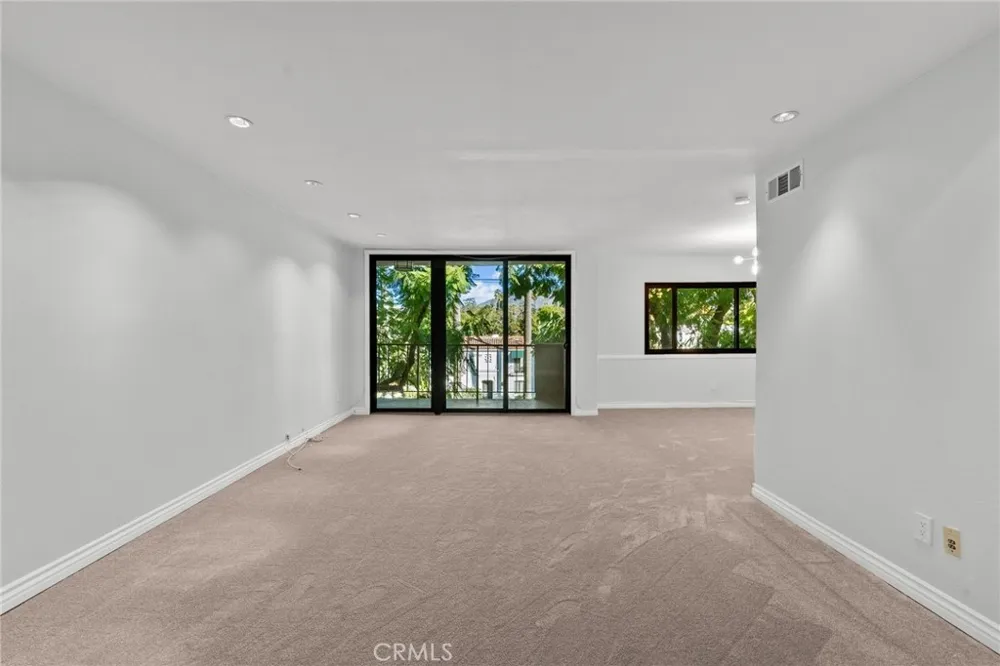 330 W California #316 Pasadena, CA 91105