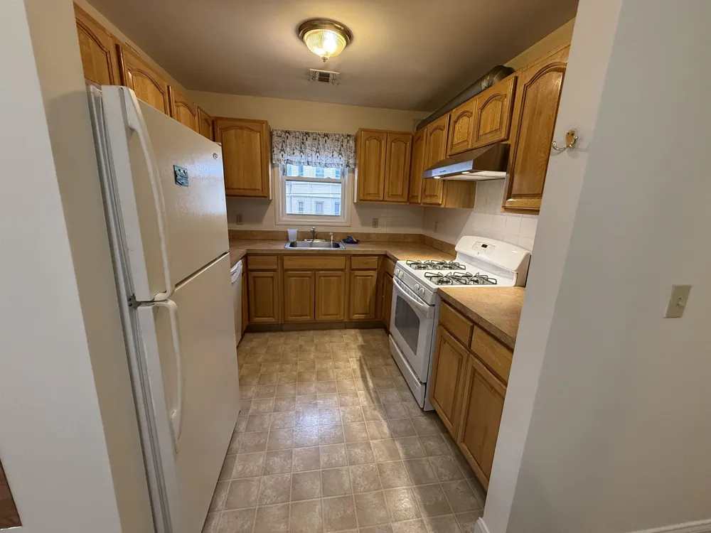 408 ELLISON ST Paterson, NJ 07501