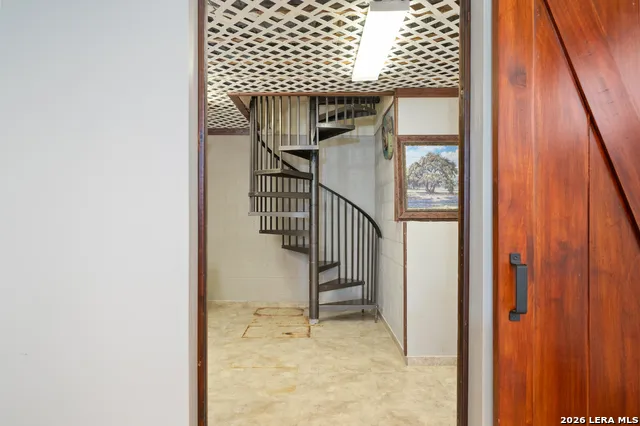 170 OVERLAND TRL W Hunt, TX 78024