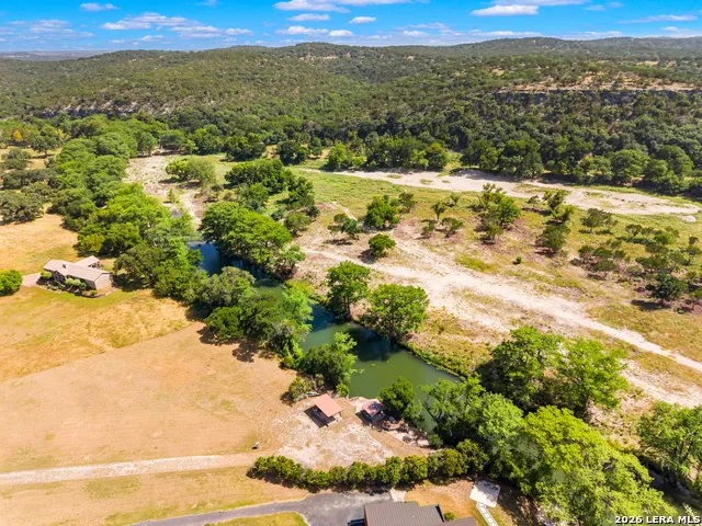 170 OVERLAND TRL W Hunt, TX 78024
