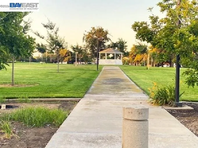 1356 Peppertree Way Tracy, CA 95376