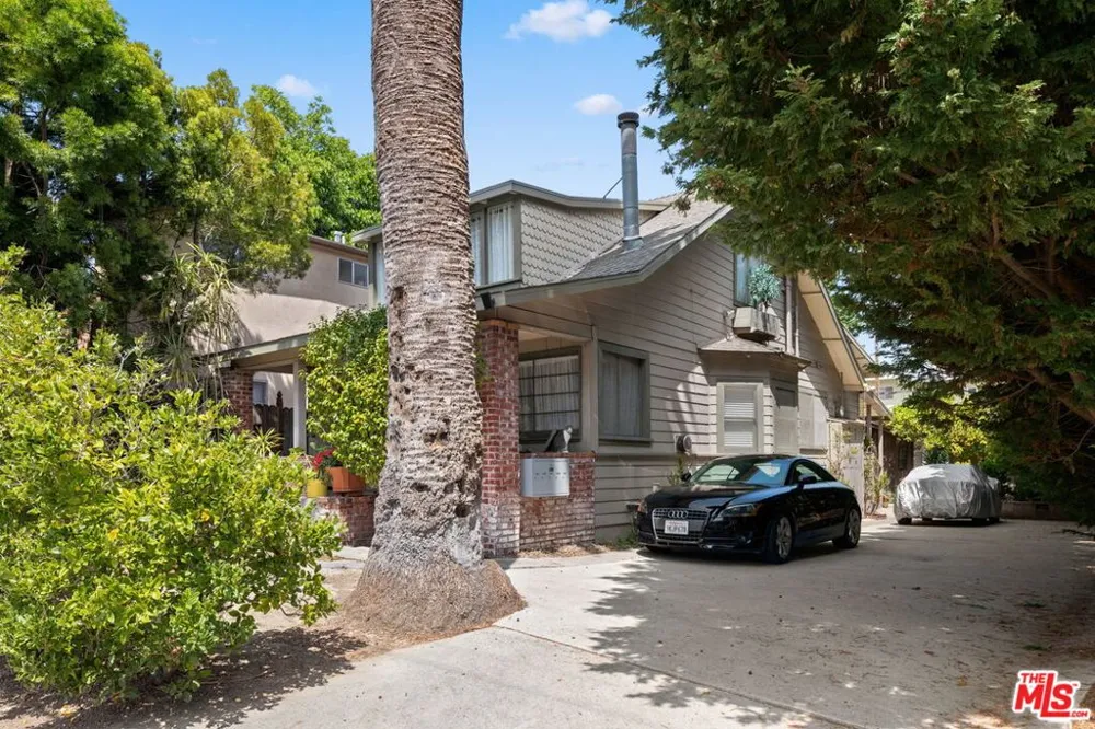 435 Raymond Avenue Santa Monica, CA 90405