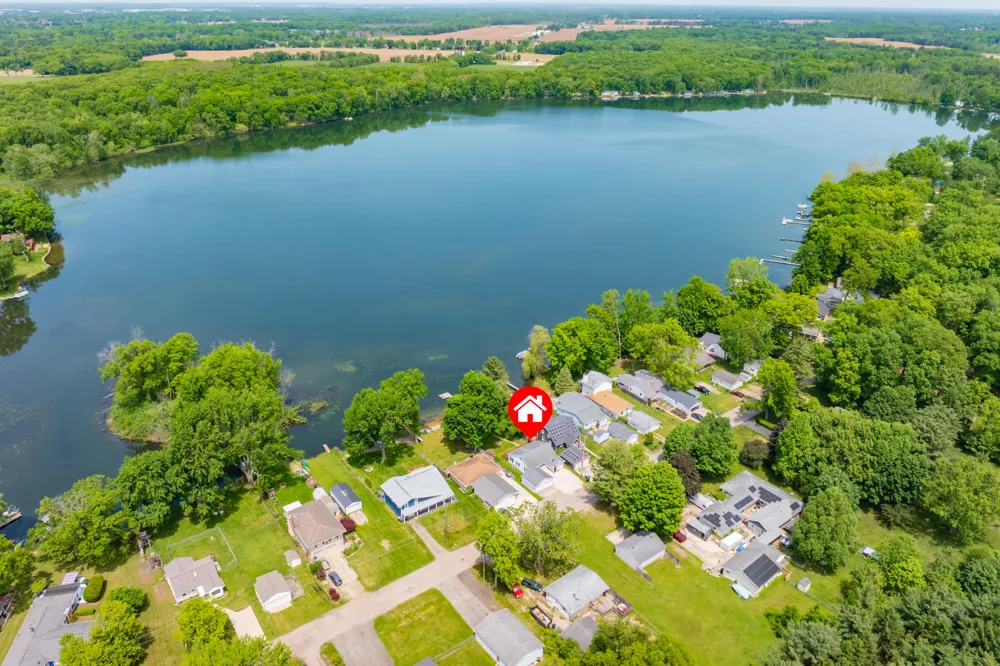 10574 Tomkinson Drive Pavilion Township, MI 49088