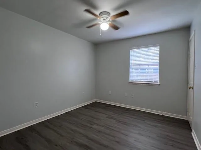 4721 9th Street #A Bacliff, TX 77518