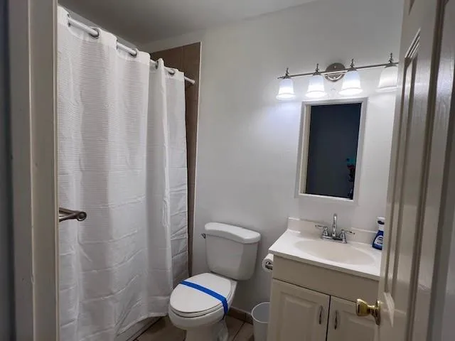 4721 9th Street #A Bacliff, TX 77518