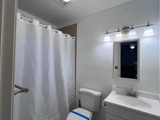 4721 9th Street #A Bacliff, TX 77518