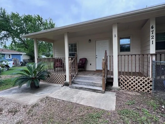 4721 9th Street #A Bacliff, TX 77518