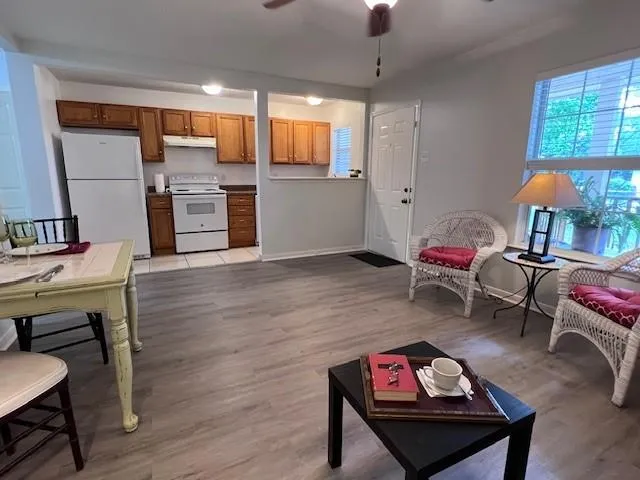 4721 9th Street #A Bacliff, TX 77518