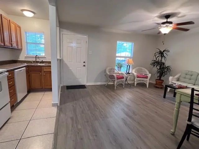 4721 9th Street #A Bacliff, TX 77518