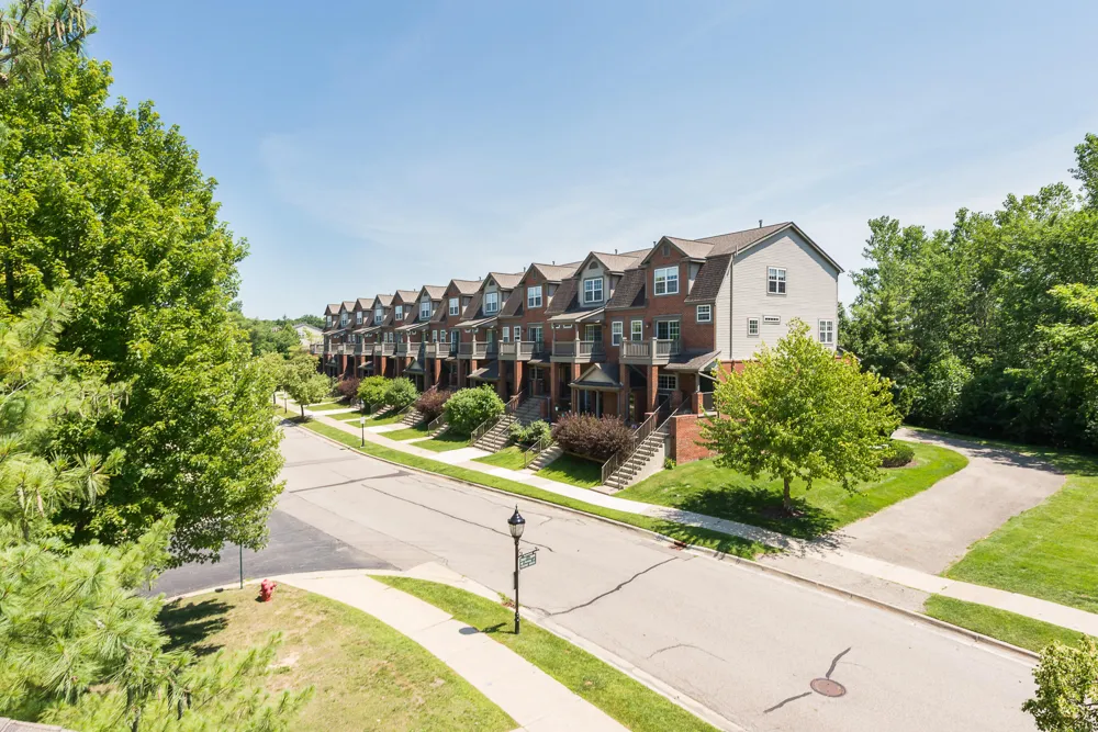 2865 Barclay Way Ann Arbor, MI 48105