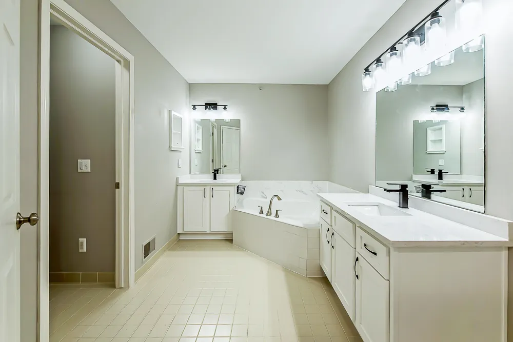 2865 Barclay Way Ann Arbor, MI 48105