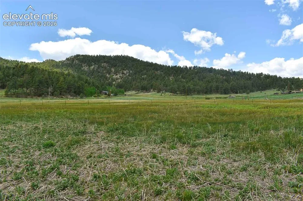 729 Valley Drive Guffey, CO 80820