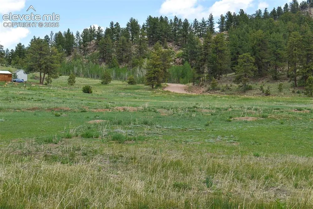 729 Valley Drive Guffey, CO 80820