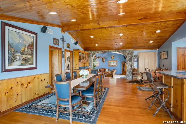 170 OVERLAND TRL W Hunt, TX 78024