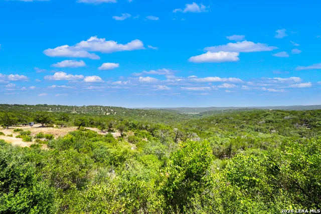 170 OVERLAND TRL W Hunt, TX 78024