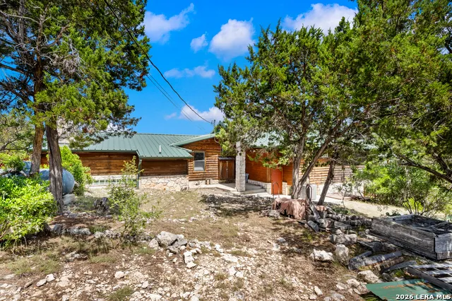 170 OVERLAND TRL W Hunt, TX 78024