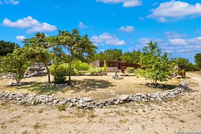 170 OVERLAND TRL W Hunt, TX 78024