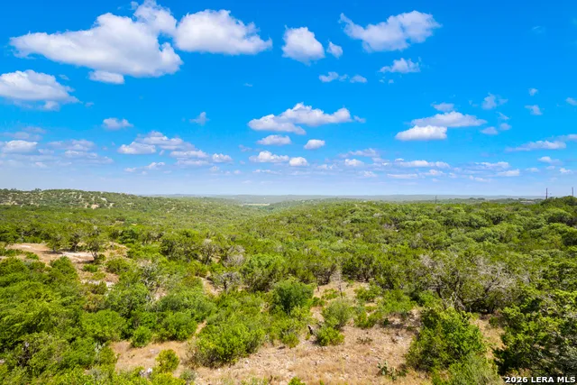 170 OVERLAND TRL W Hunt, TX 78024
