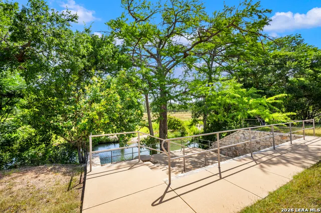 170 OVERLAND TRL W Hunt, TX 78024