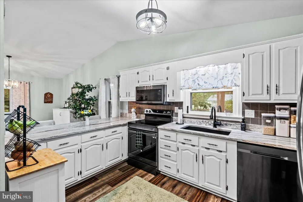 137 EAGLE COURT Locust Grove, VA 22508