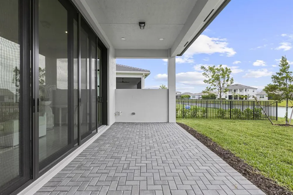 4931 Rivo Alto Circle Westlake, FL 33470