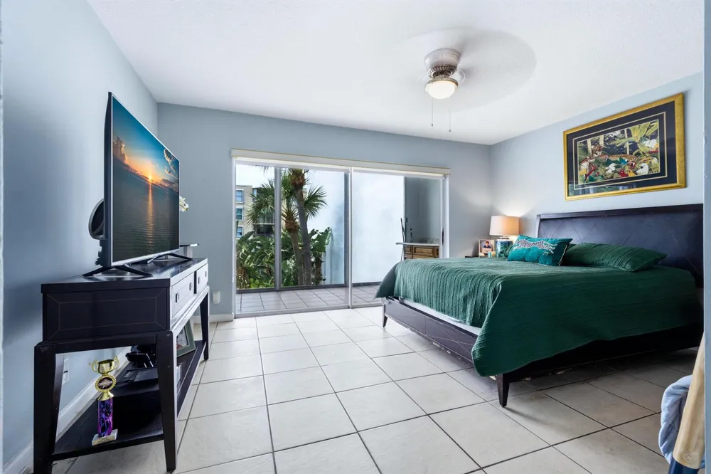 200 Waterway Drive S #309 Lantana, FL 33462