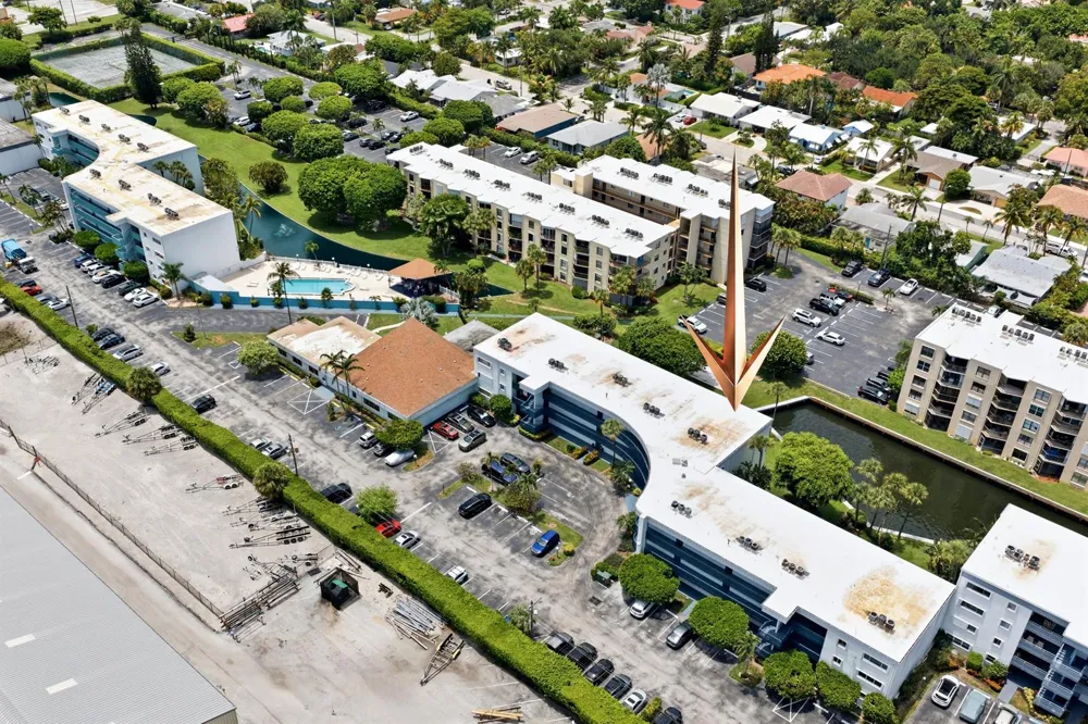 200 Waterway Drive S #309 Lantana, FL 33462