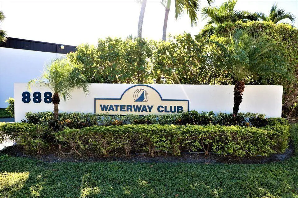 200 Waterway Drive S #309 Lantana, FL 33462