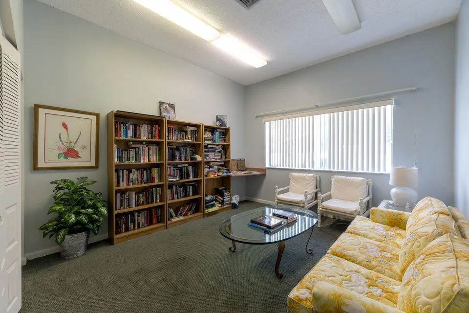 200 Waterway Drive S #309 Lantana, FL 33462