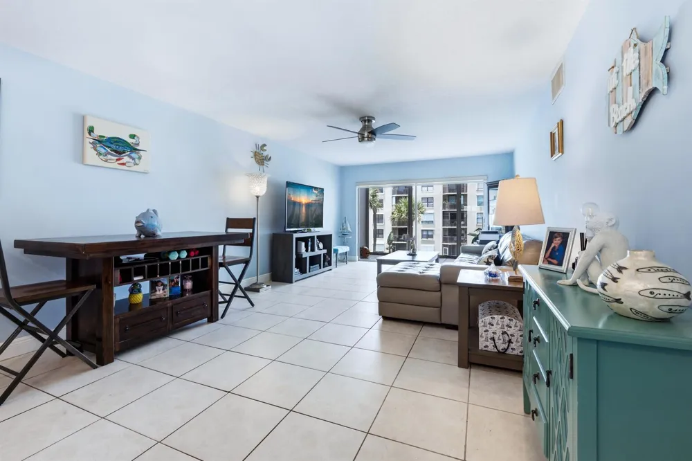 200 Waterway Drive S #309 Lantana, FL 33462