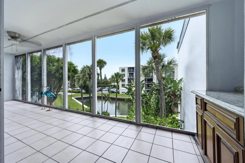 200 Waterway Drive S #309 Lantana, FL 33462