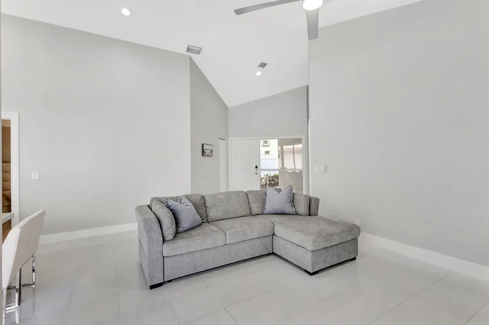 7 Wyndham Lane Palm Beach Gardens, FL 33418