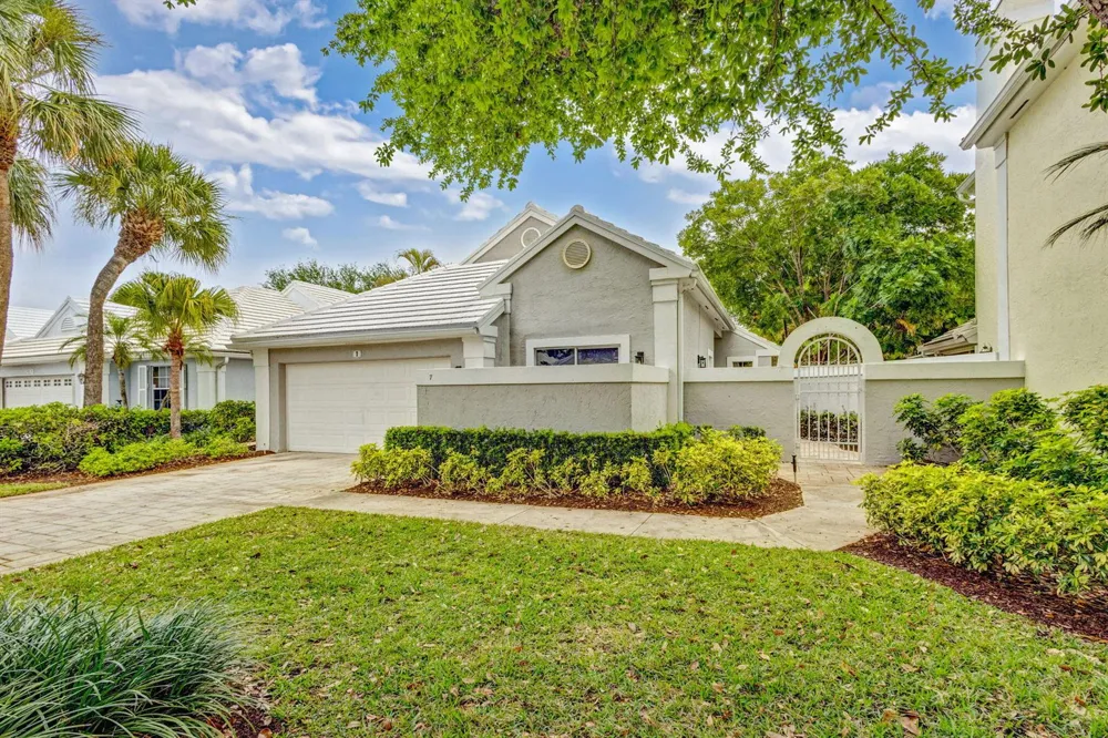 7 Wyndham Lane Palm Beach Gardens, FL 33418