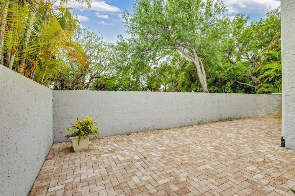 7 Wyndham Lane Palm Beach Gardens, FL 33418