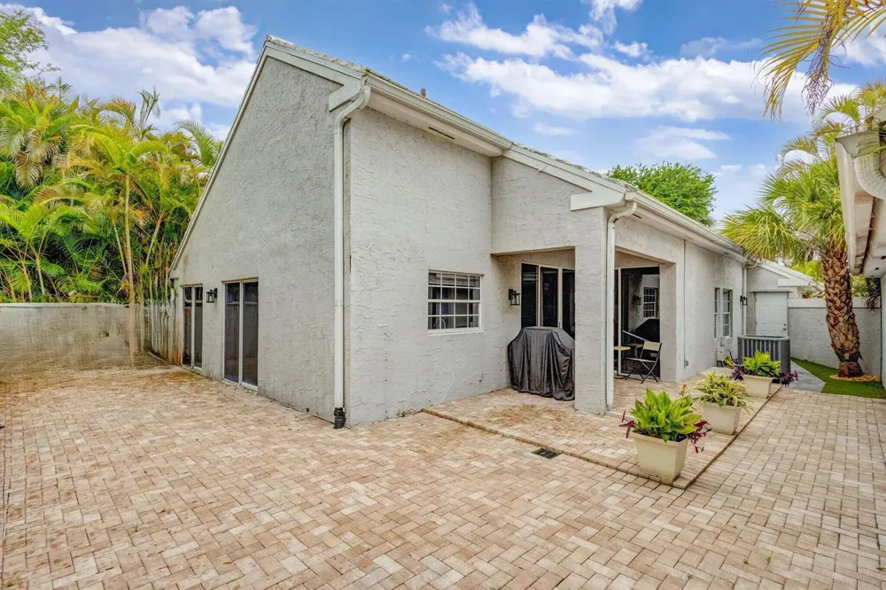 7 Wyndham Lane Palm Beach Gardens, FL 33418