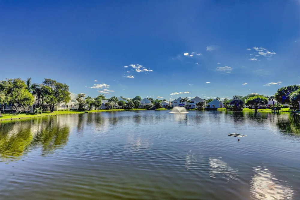 7 Wyndham Lane Palm Beach Gardens, FL 33418