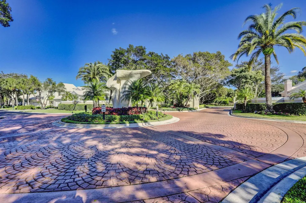 7 Wyndham Lane Palm Beach Gardens, FL 33418