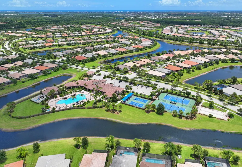 4337 Beauty Leaf Circle Vero Beach, FL 32967