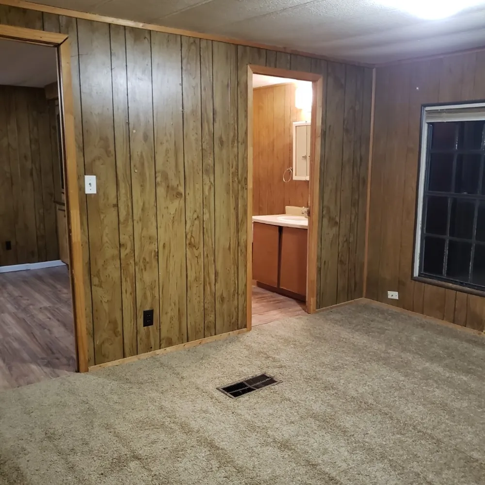 301 S Johnson Avenue Thorndale, TX 76577