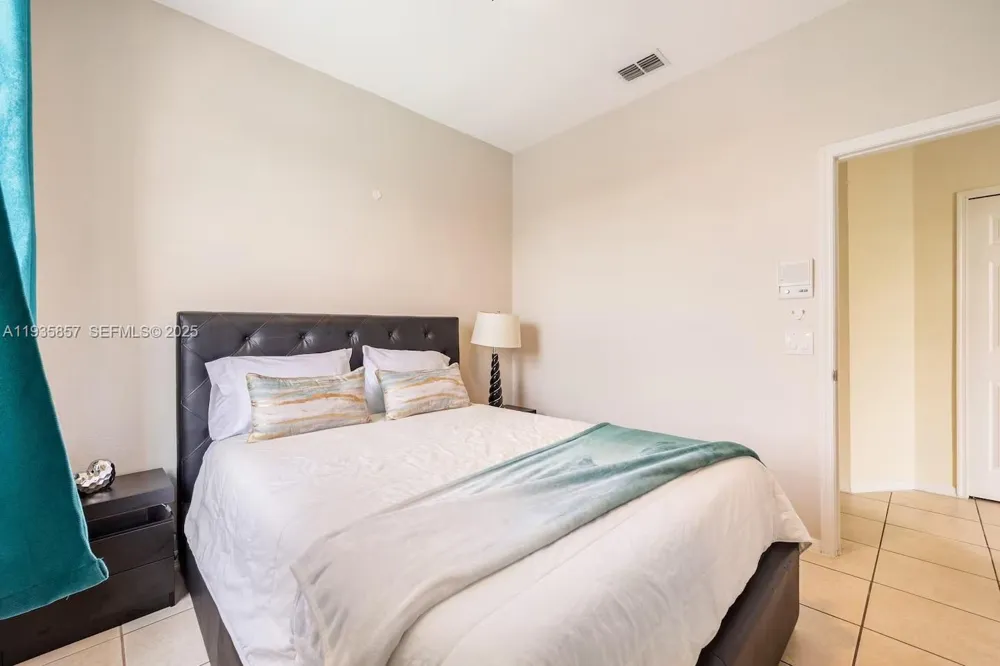 2139 Mallard Creek Cir #0 Kissimmee, FL 34743