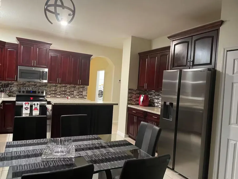 2139 Mallard Creek Cir #0 Kissimmee, FL 34743