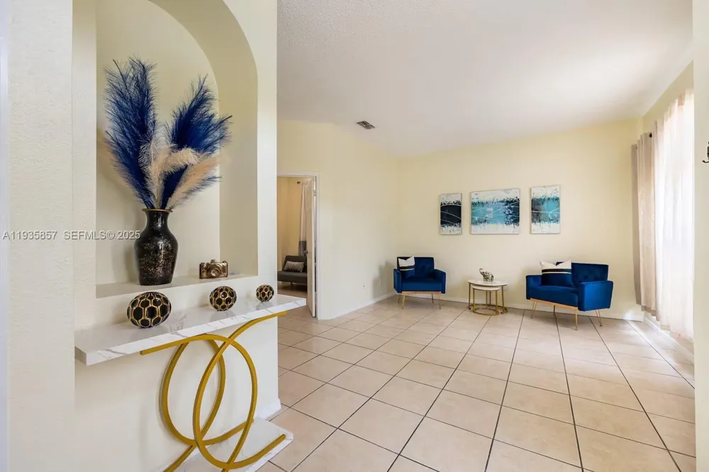2139 Mallard Creek Cir #0 Kissimmee, FL 34743