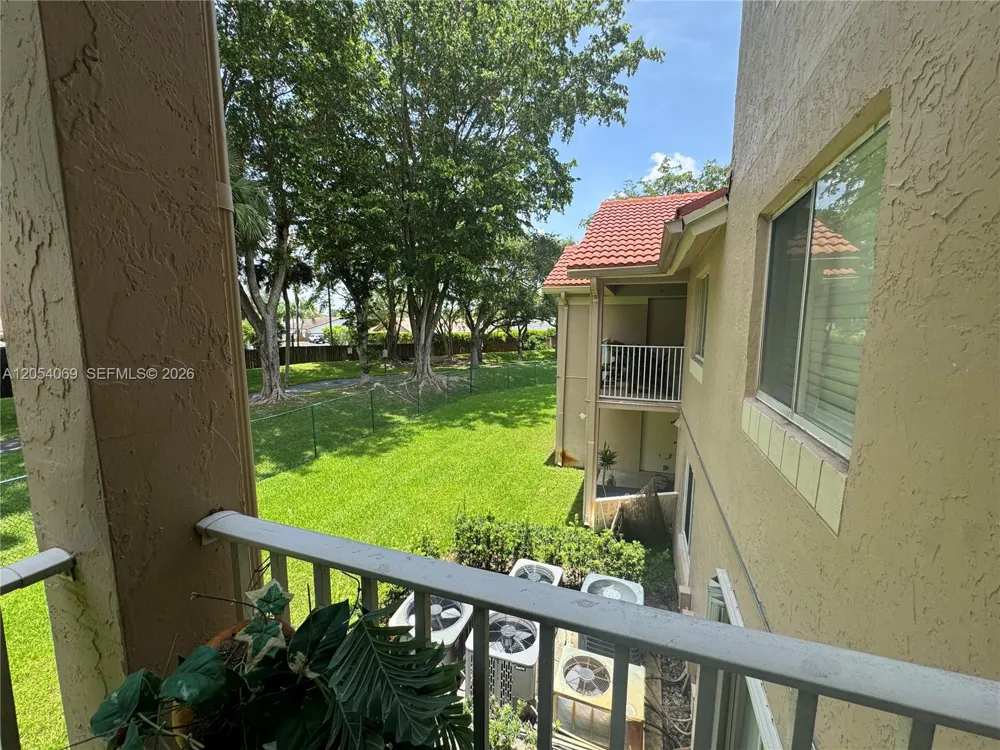 10610 SW 158th Ct #206 Miami, FL 33196