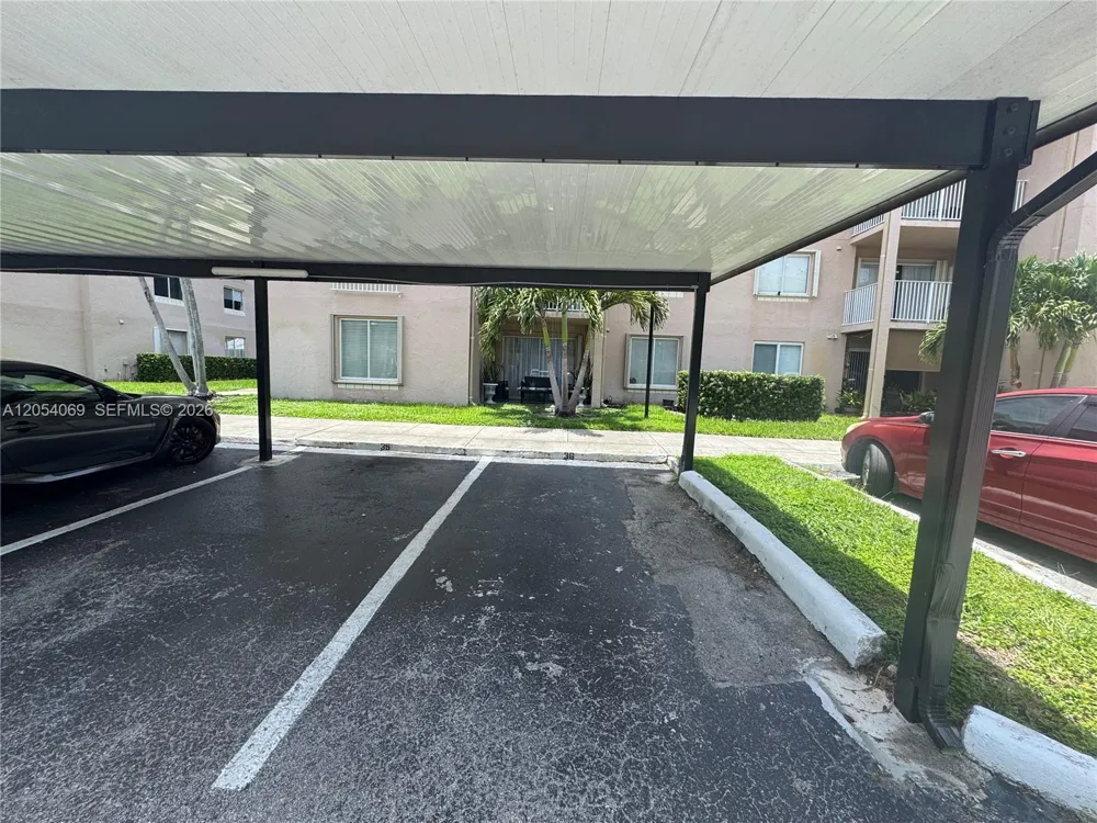 10610 SW 158th Ct #206 Miami, FL 33196