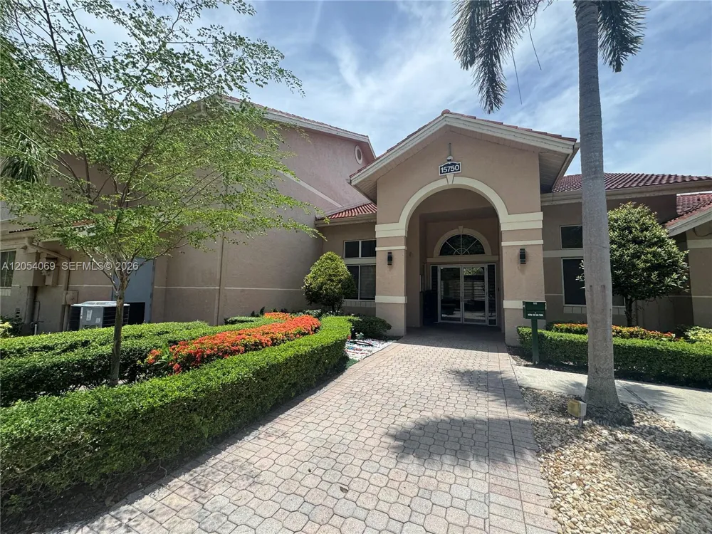 10610 SW 158th Ct #206 Miami, FL 33196