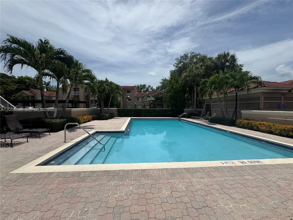 10610 SW 158th Ct #206 Miami, FL 33196