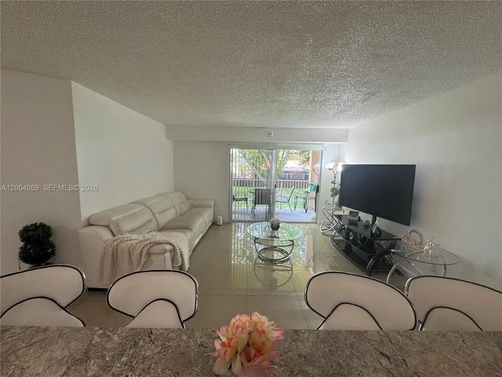 10610 SW 158th Ct #206 Miami, FL 33196